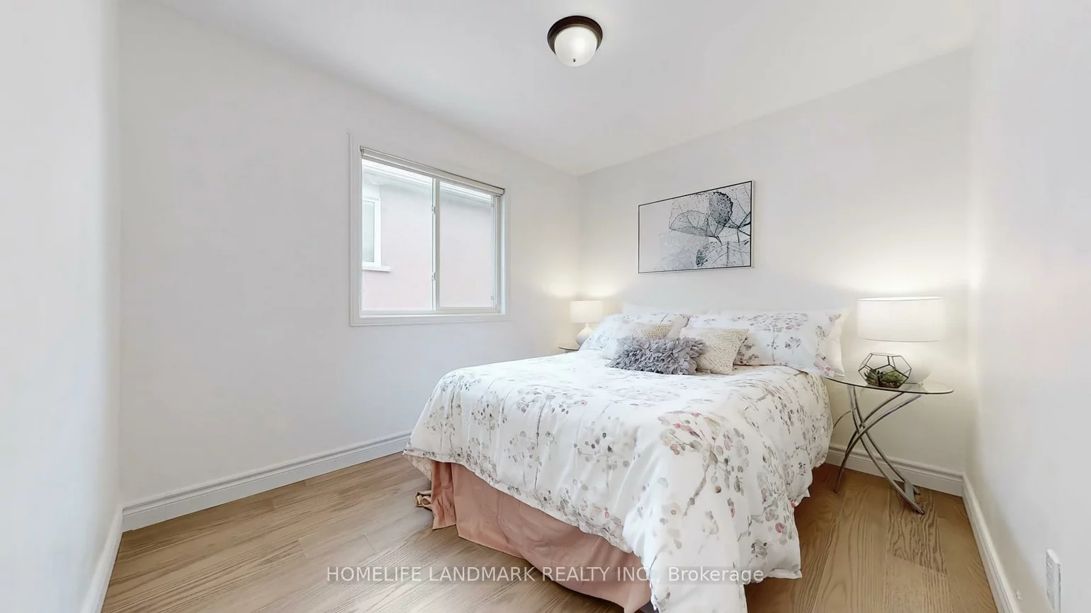 335, Marble, Woodland Hill, Newmarket