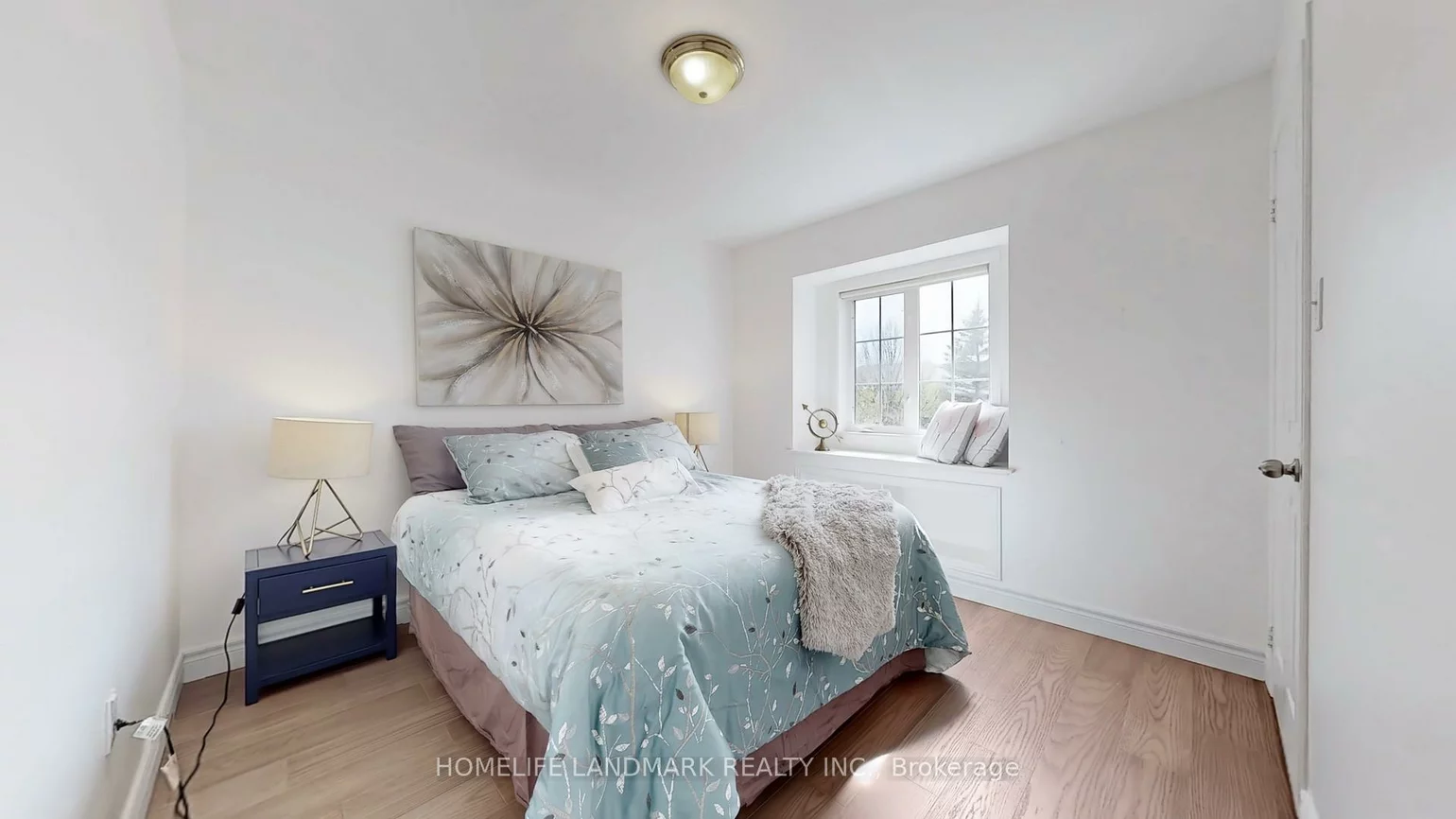 335, Marble, Woodland Hill, Newmarket