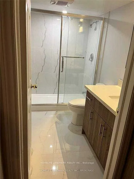 753, College Manor Baseme, Gorham-College Manor, Newmarket