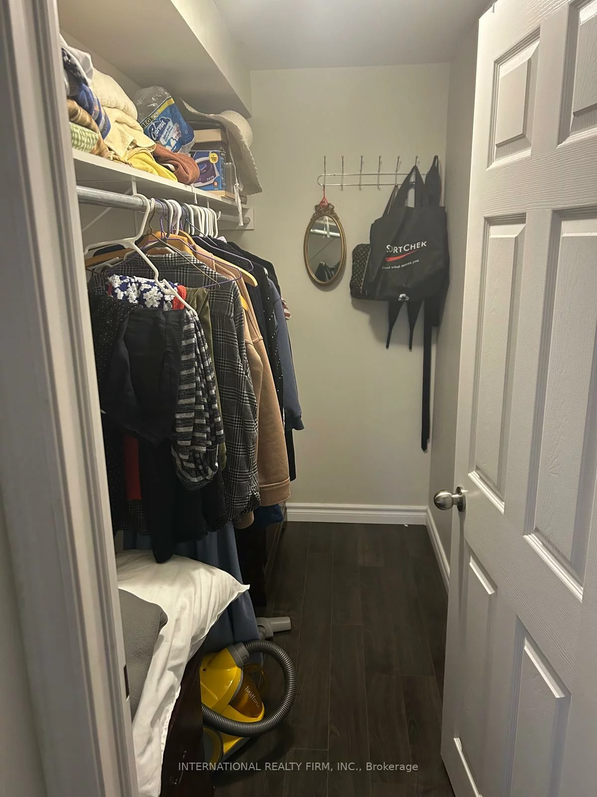 521, Clifford Perry, Woodland Hill, Newmarket
