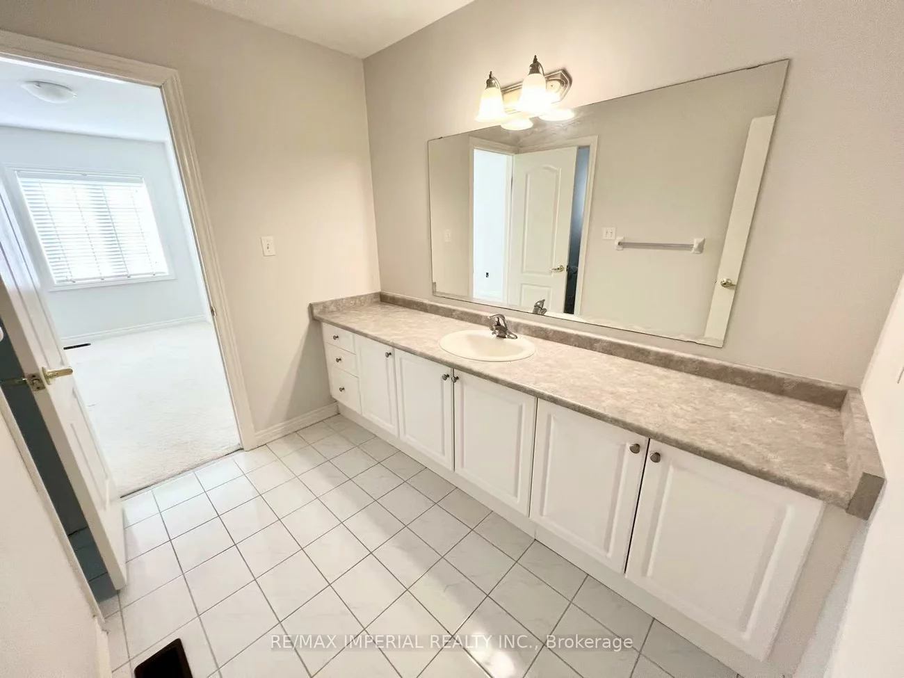 1199, Mctavish, Stonehaven-Wyndham, Newmarket