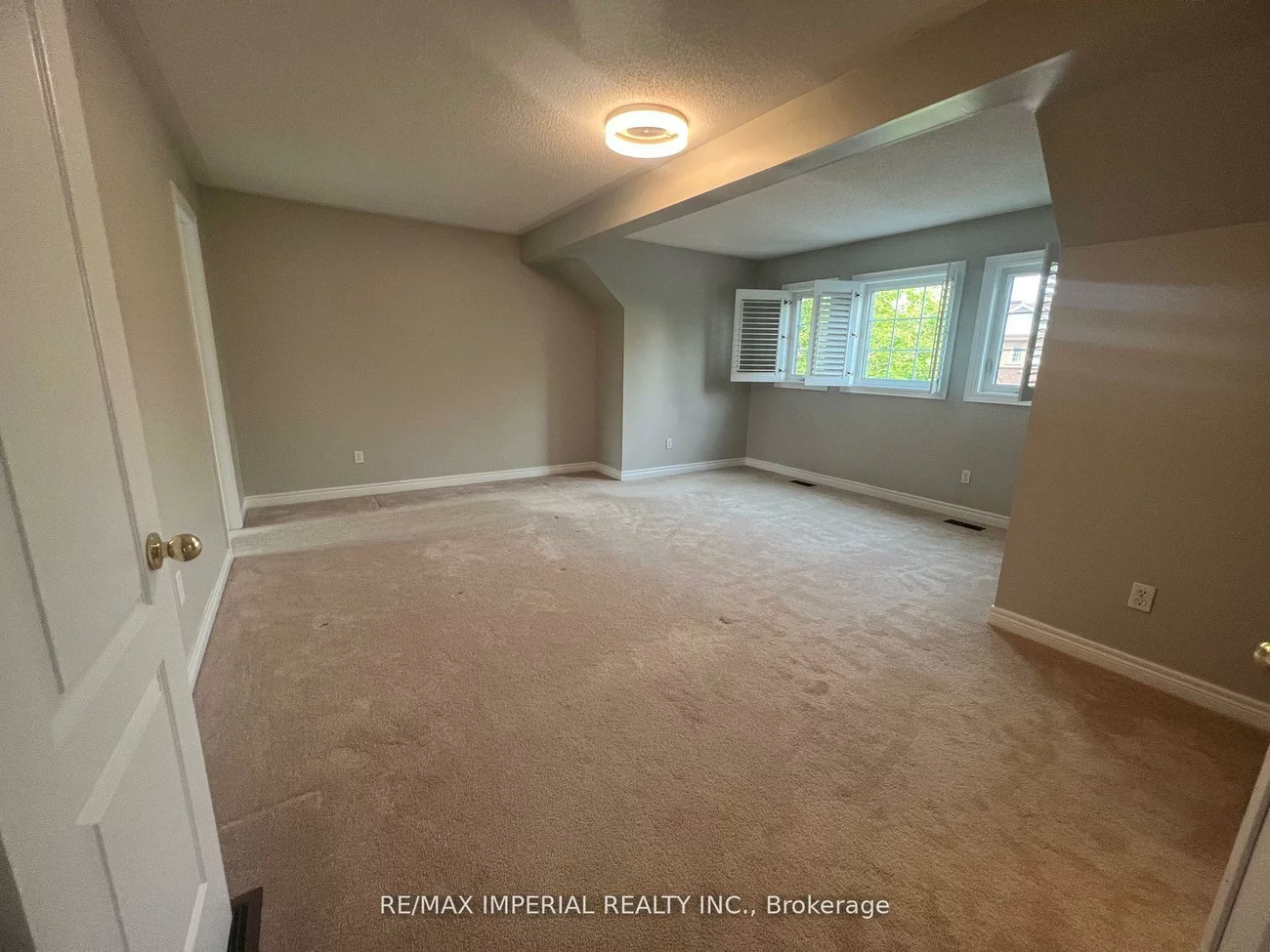 118, Flagstone, Woodland Hill, Newmarket