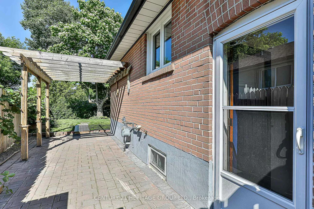 225, Septonne, Bristol-London, Newmarket