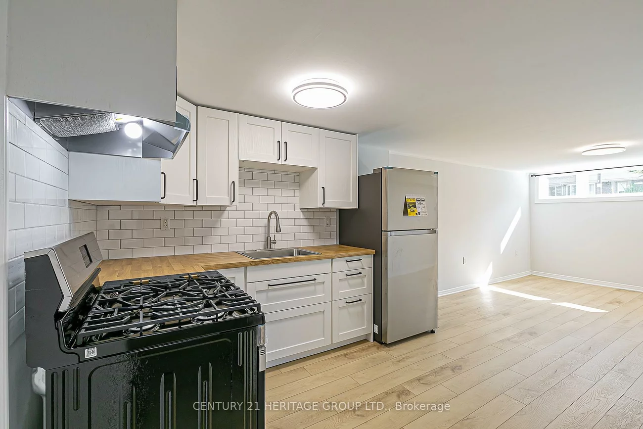 225, Septonne, Bristol-London, Newmarket