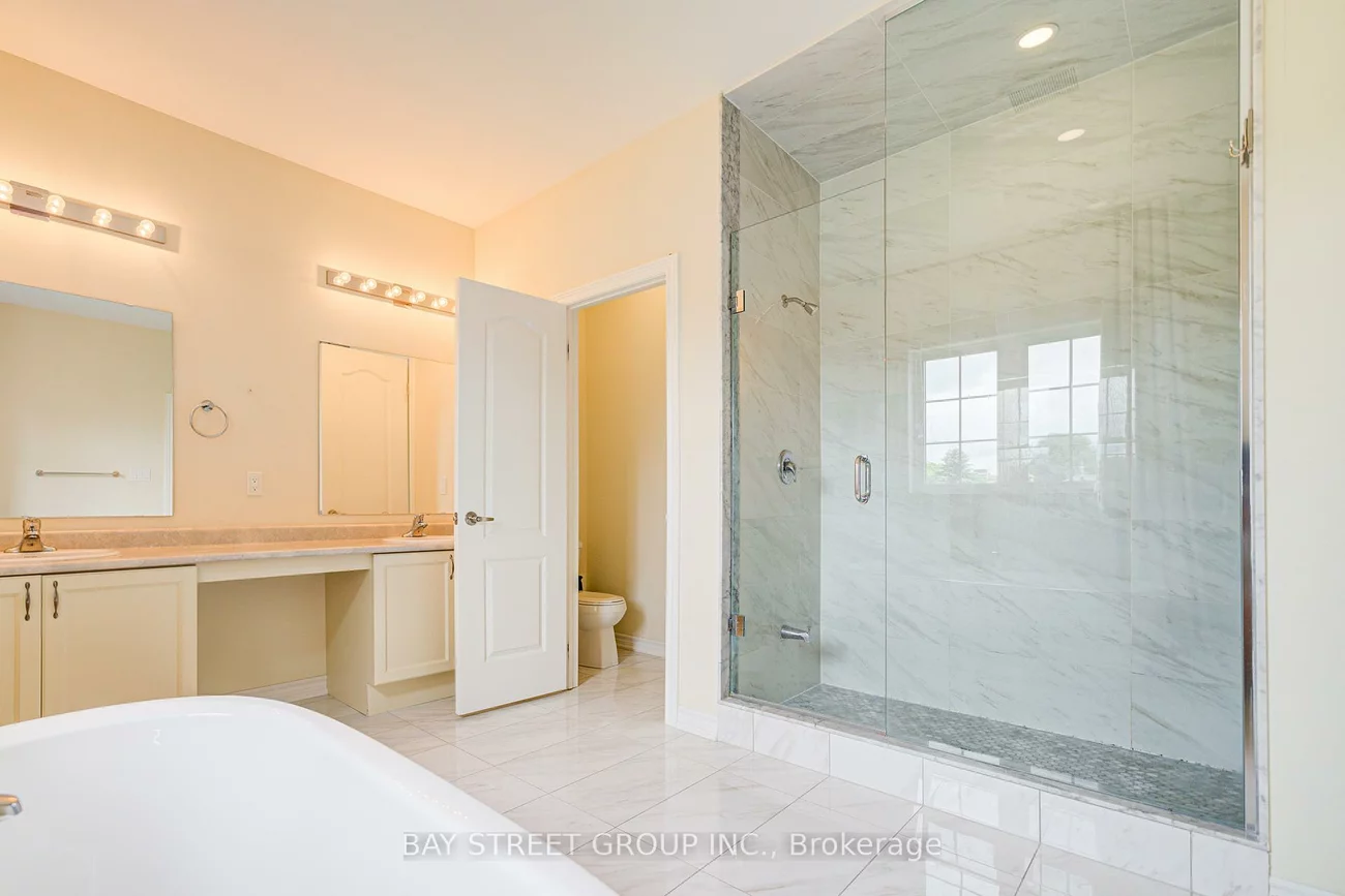 38, Brown, Glenway Estates, Newmarket