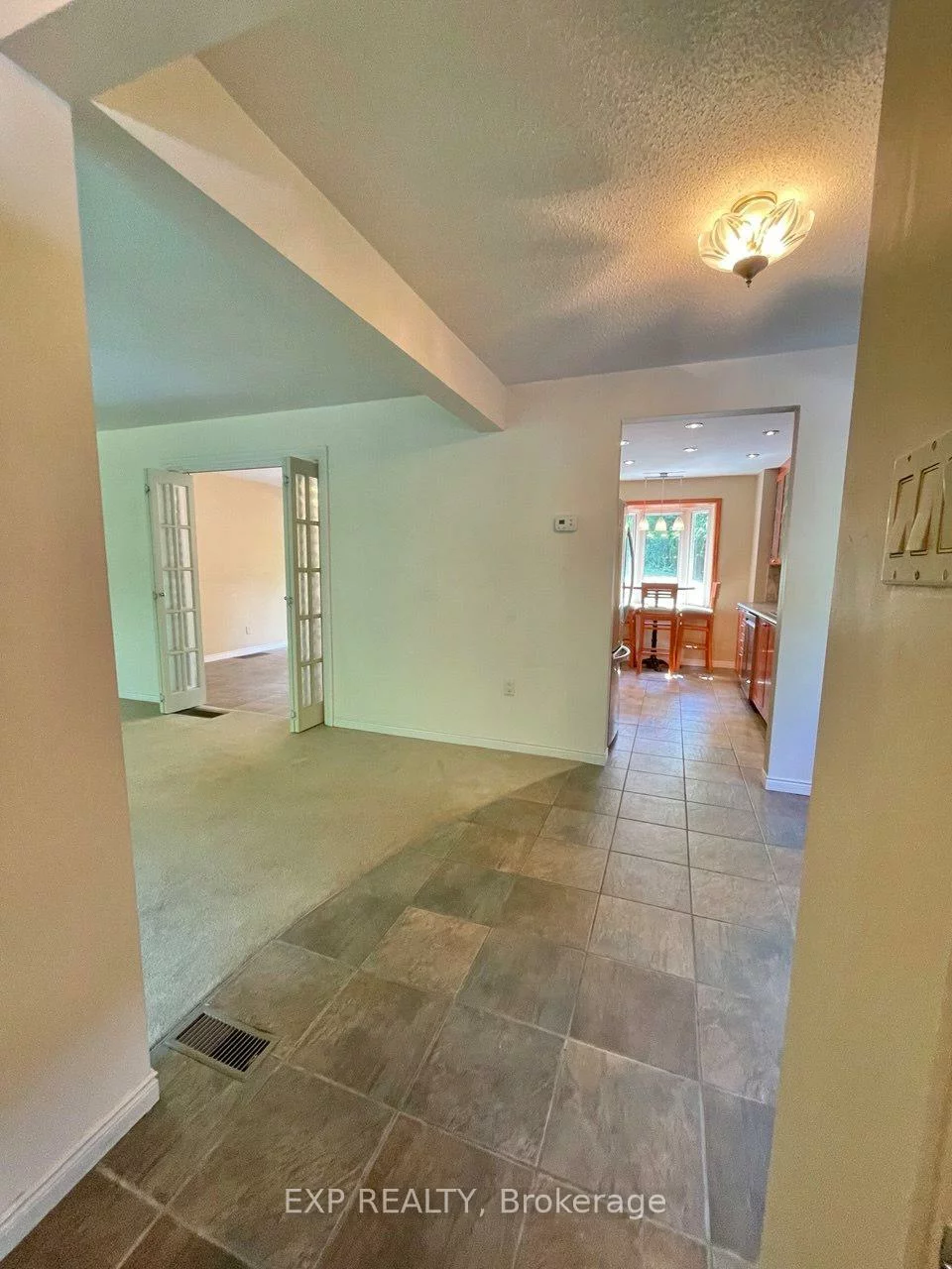228, Main, Bristol-London, Newmarket