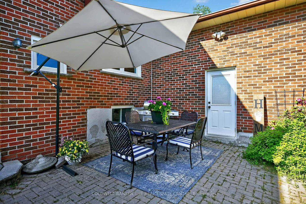 204, Alexander, Gorham-College Manor, Newmarket