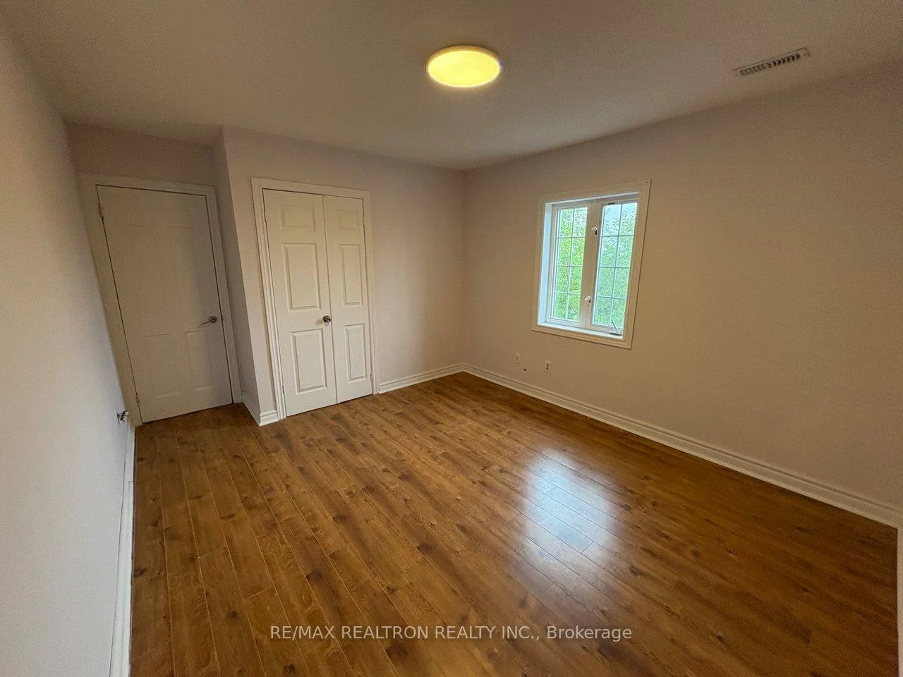 1034, Ivsbridge, Stonehaven-Wyndham, Newmarket