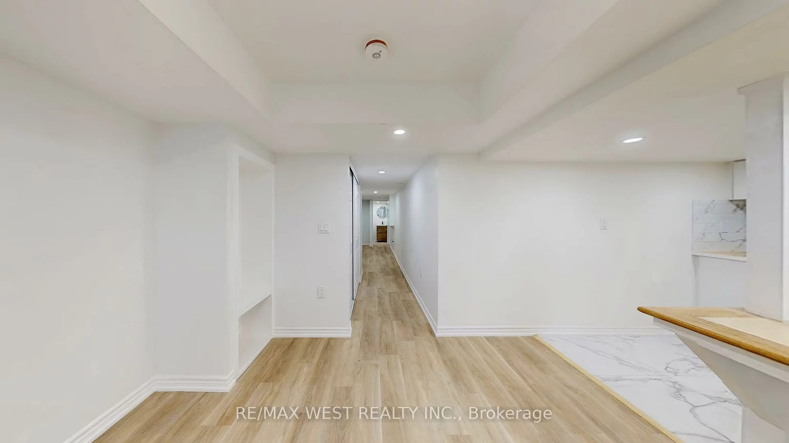 197, Vantage, Woodland Hill, Newmarket