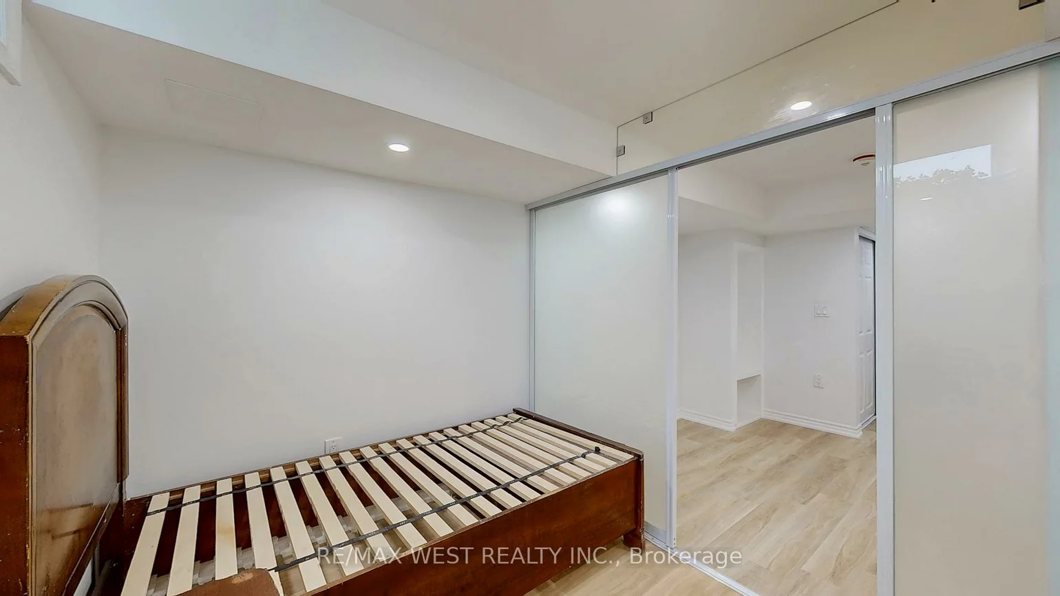 197, Vantage, Woodland Hill, Newmarket