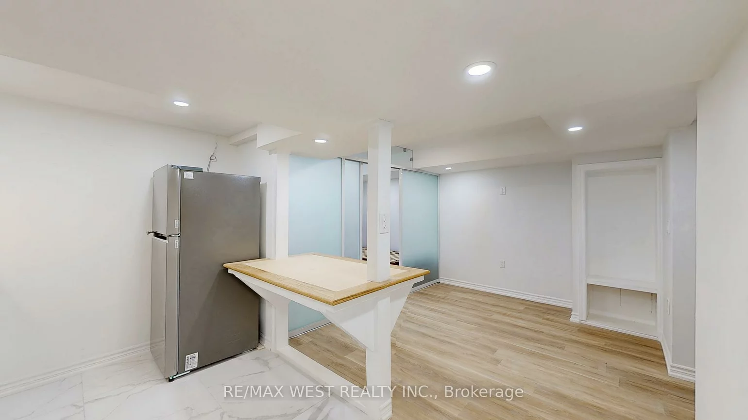 197, Vantage, Woodland Hill, Newmarket