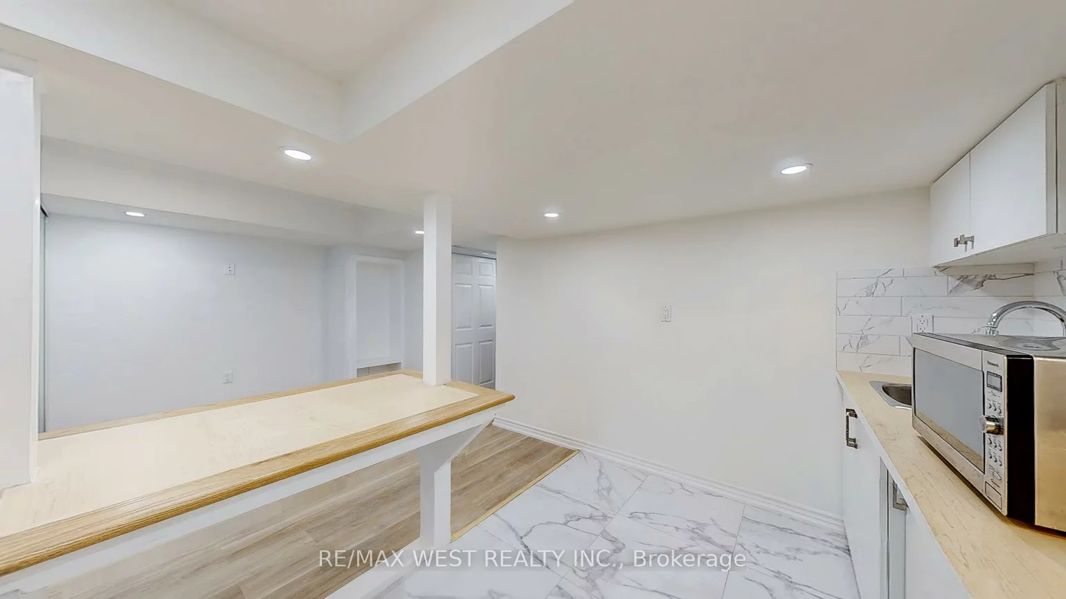 197, Vantage, Woodland Hill, Newmarket