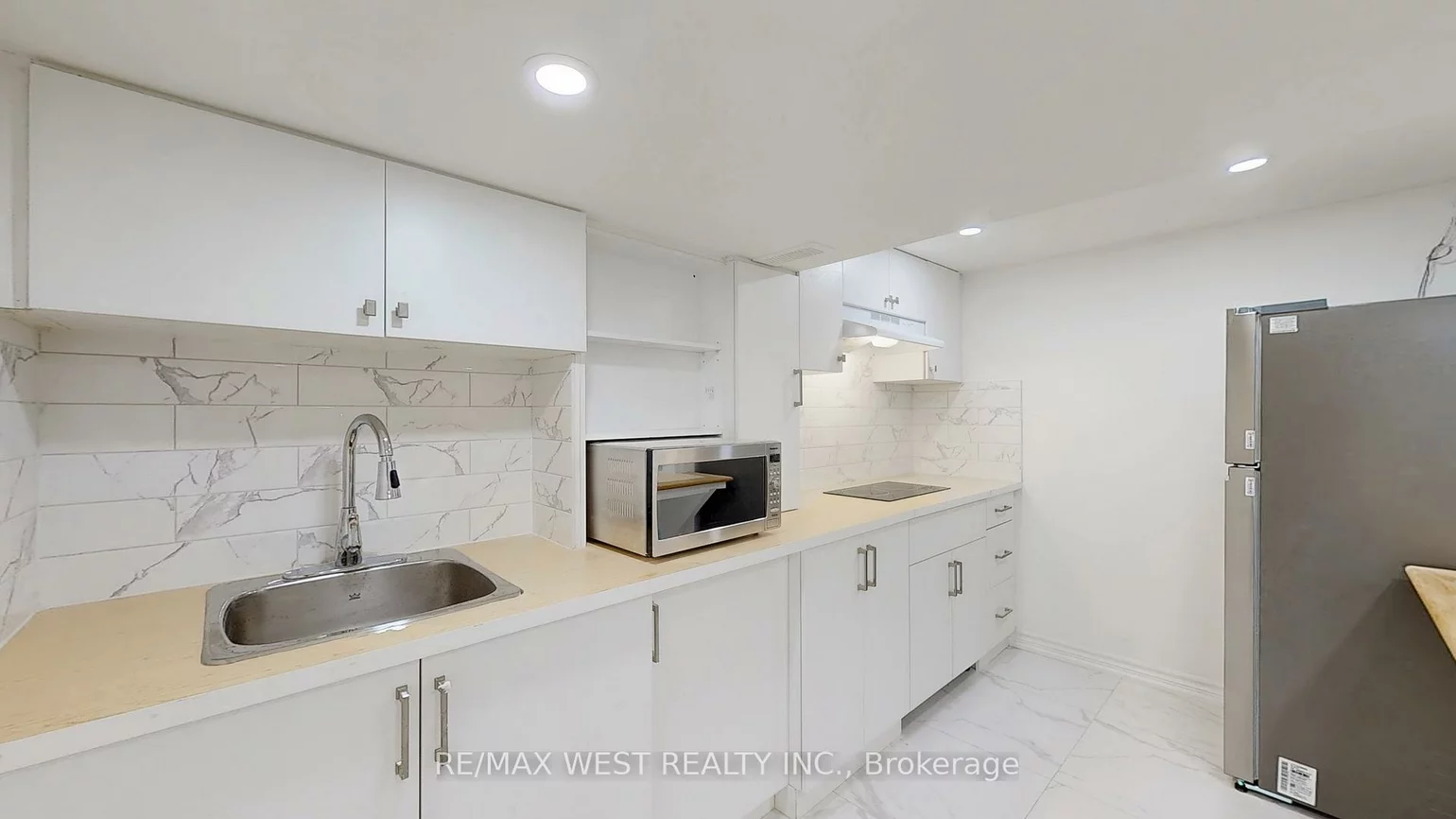 197, Vantage, Woodland Hill, Newmarket
