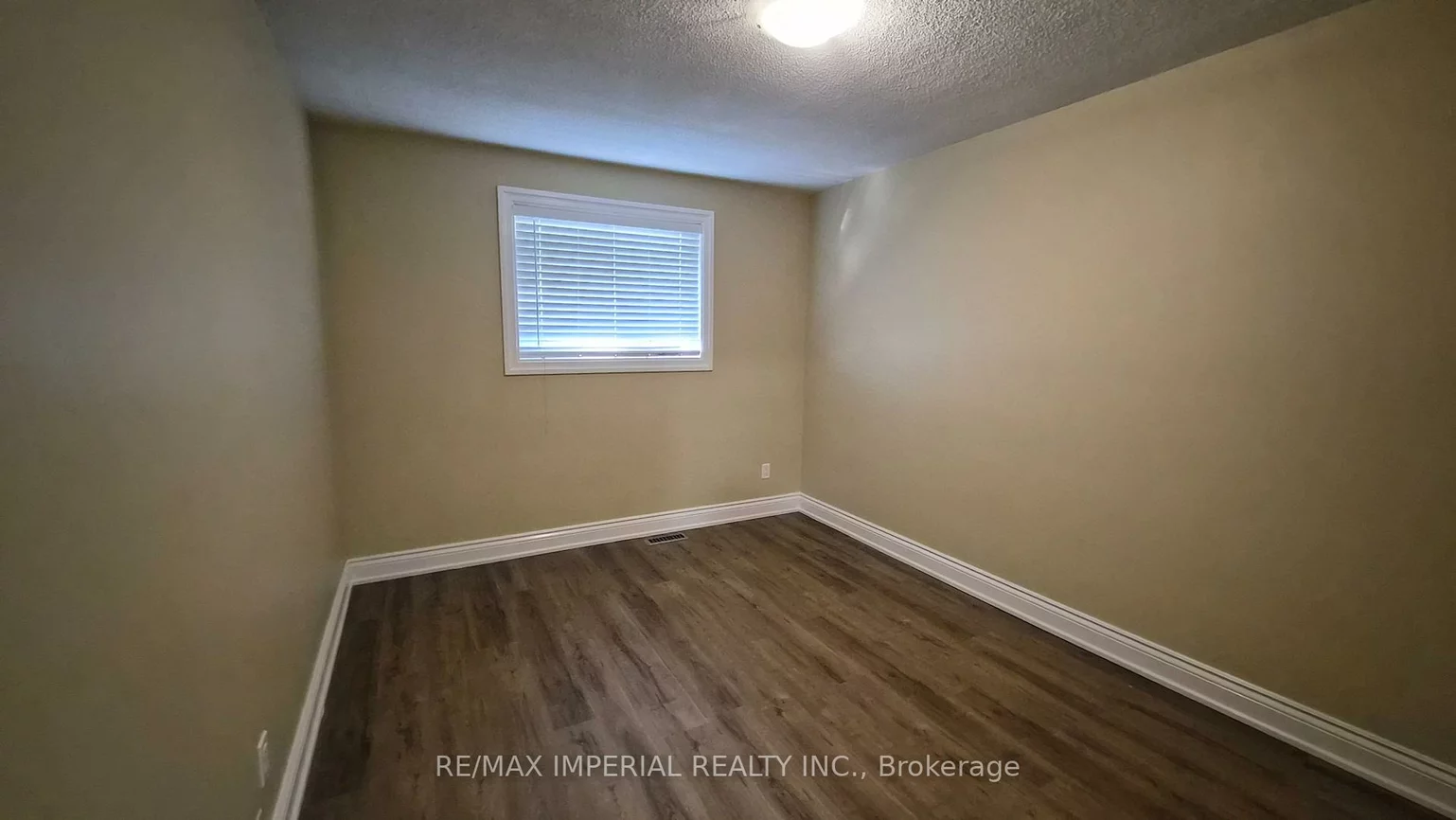 552, Heman, Huron Heights-Leslie Valley, Newmarket