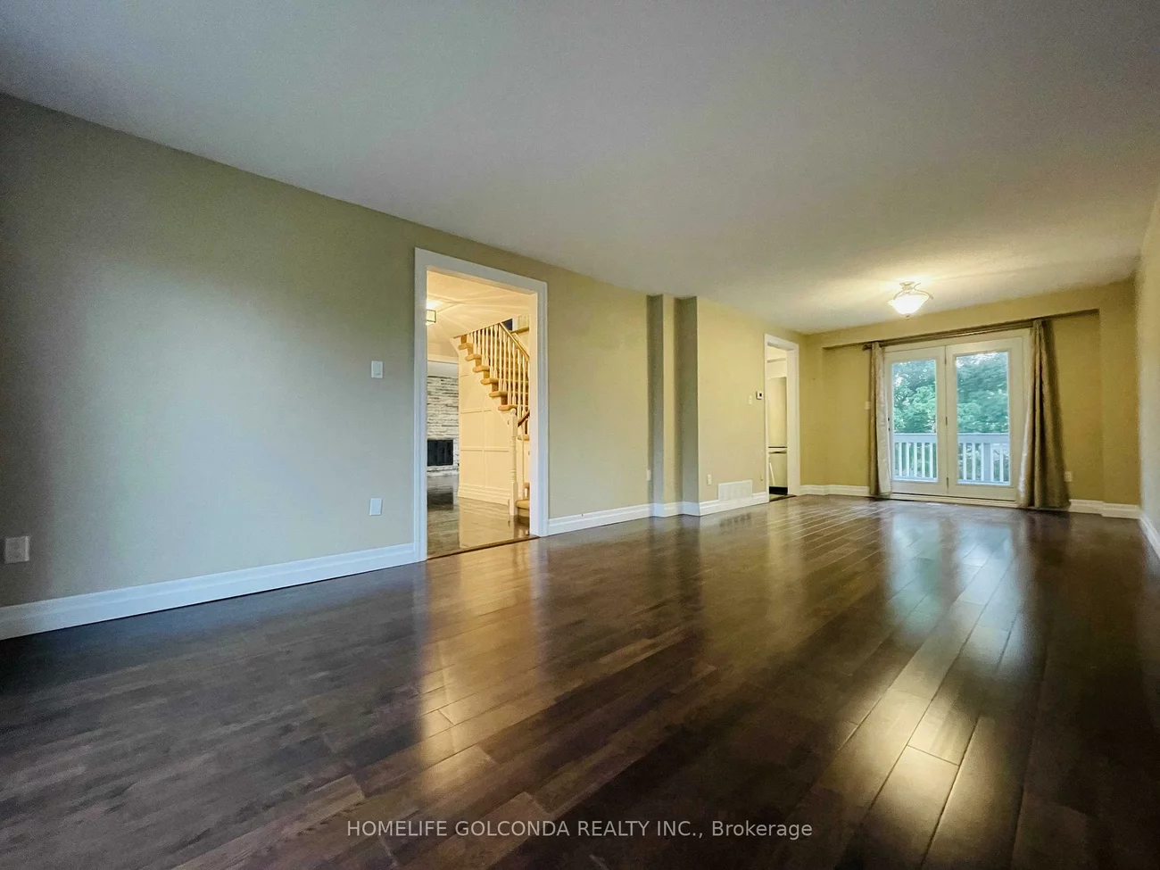 909, Ferndale, Gorham-College Manor, Newmarket