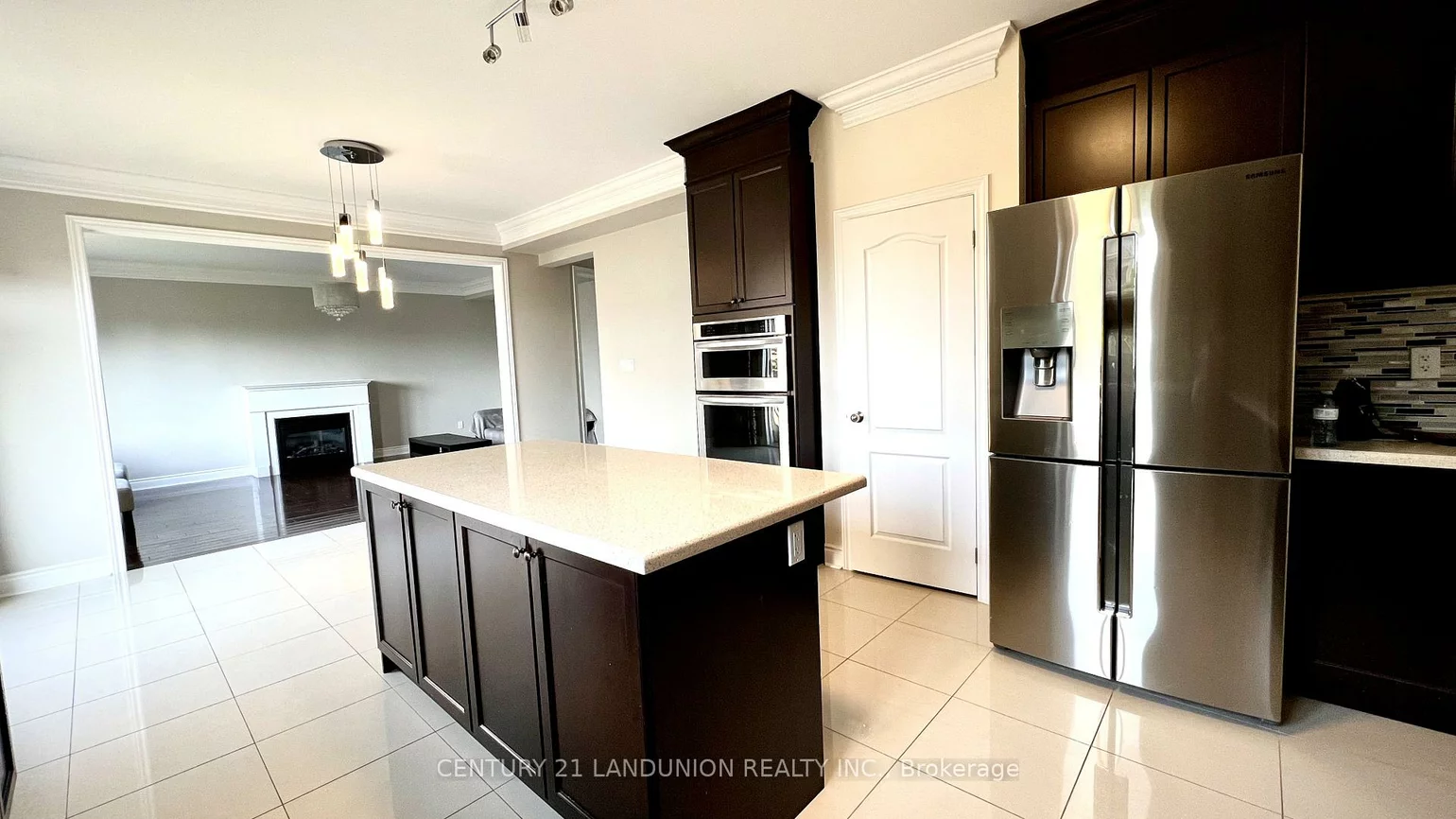 1001, Poppy, Stonehaven-Wyndham, Newmarket