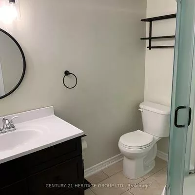 331, Spruce Grove, Woodland Hill, Newmarket