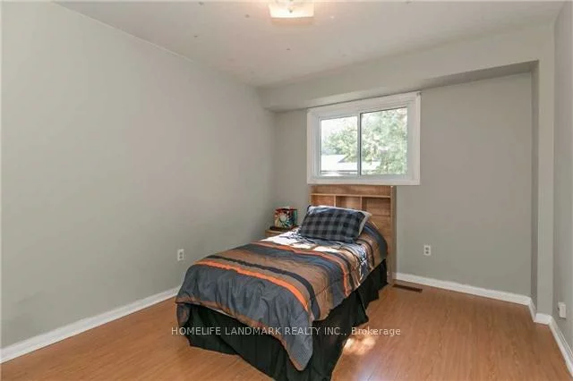 874, Sparrow, Gorham-College Manor, Newmarket