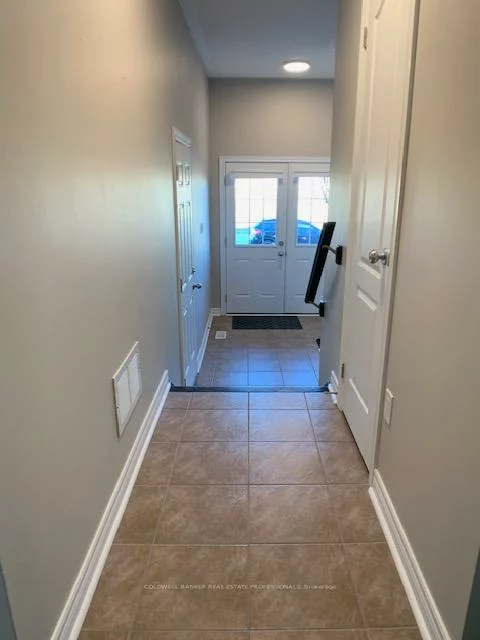 137, Four Seasons, Woodland Hill, Newmarket