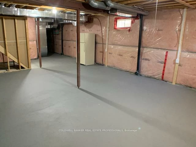 137, Four Seasons, Woodland Hill, Newmarket