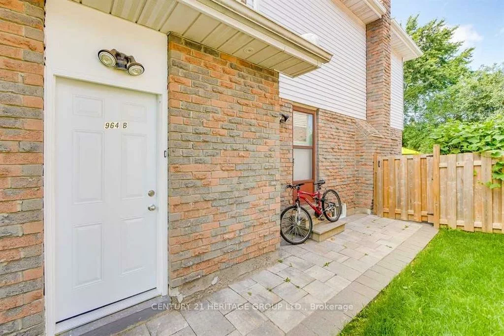 964, Ferndale, Gorham-College Manor, Newmarket