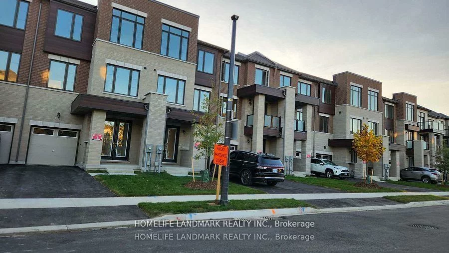 314, Laplante, Summerhill Estates, Newmarket