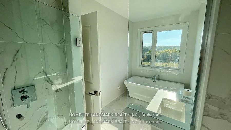 314, Laplante, Summerhill Estates, Newmarket