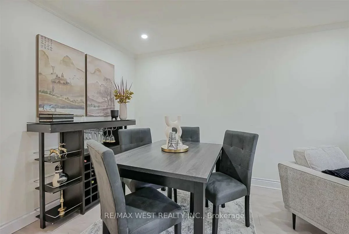 277, Silverbirch, Bristol-London, Newmarket