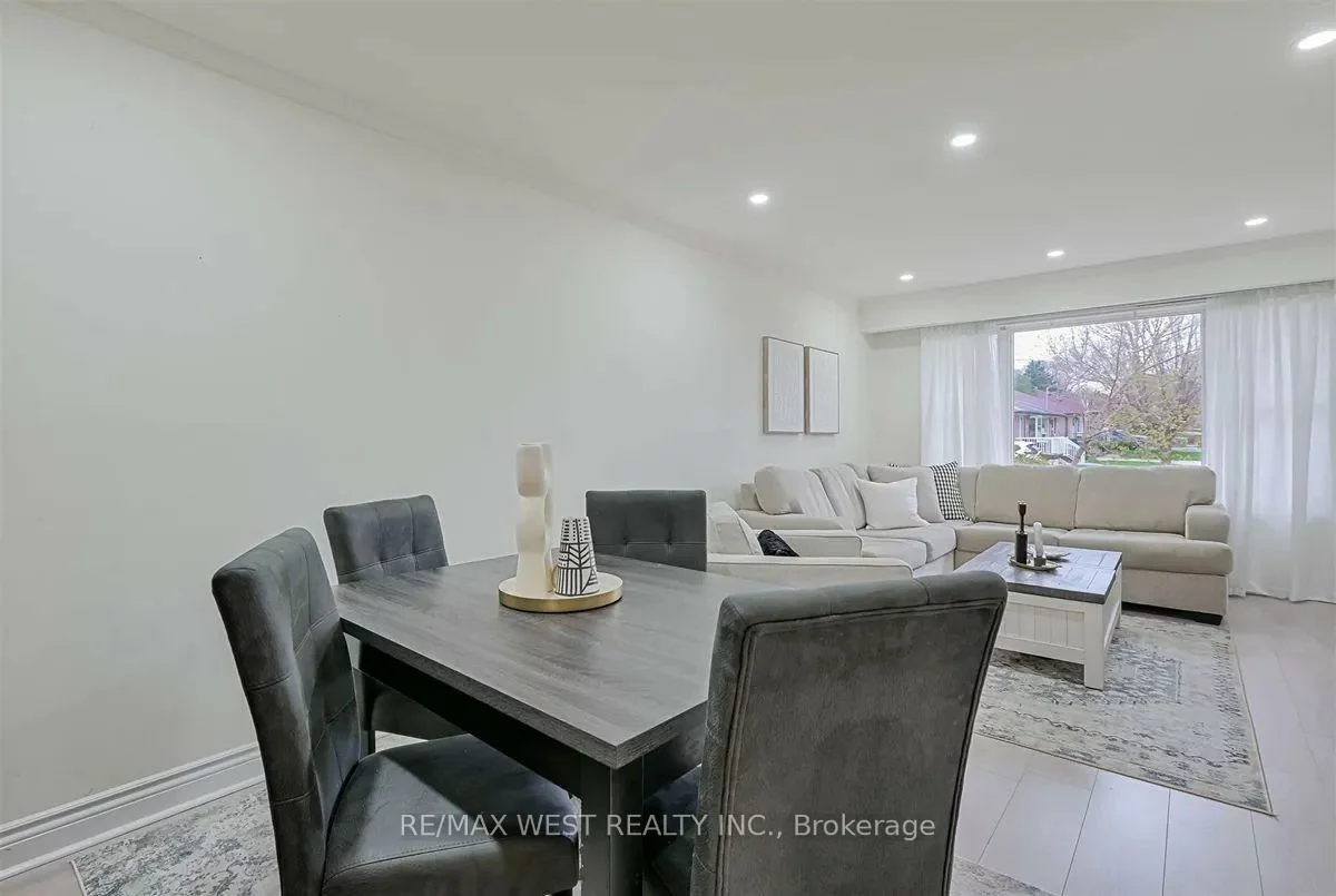 277, Silverbirch, Bristol-London, Newmarket