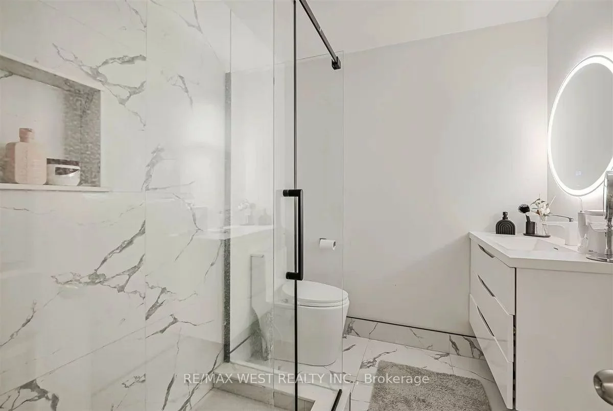 277, Silverbirch, Bristol-London, Newmarket