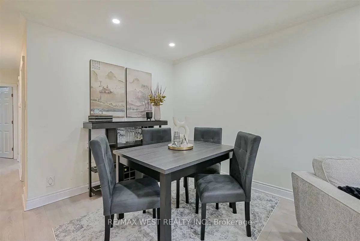 277, Silverbirch, Bristol-London, Newmarket