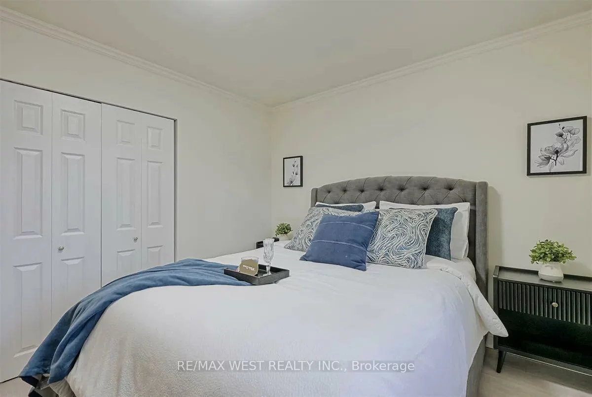 277, Silverbirch, Bristol-London, Newmarket