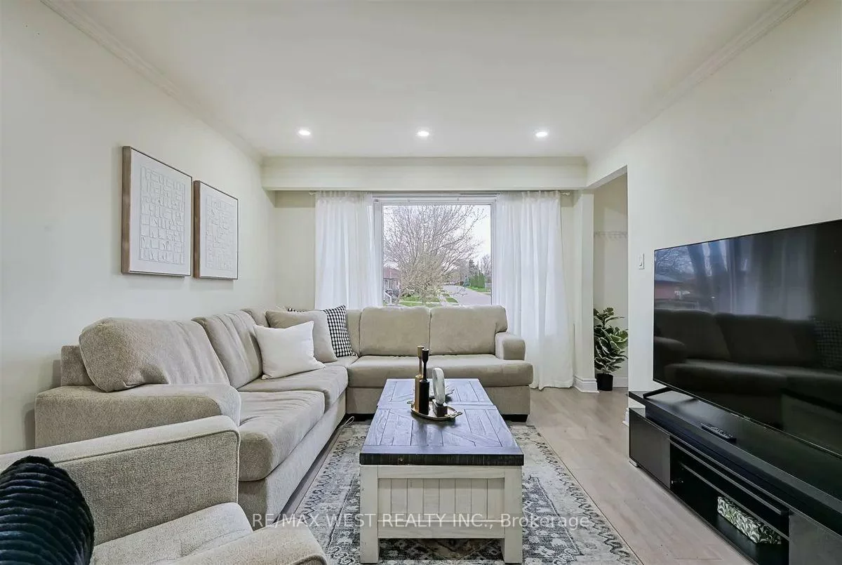 277, Silverbirch, Bristol-London, Newmarket