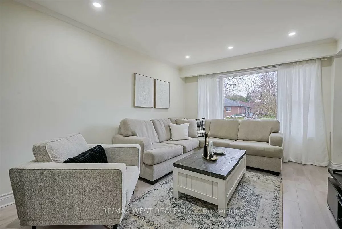 277, Silverbirch, Bristol-London, Newmarket
