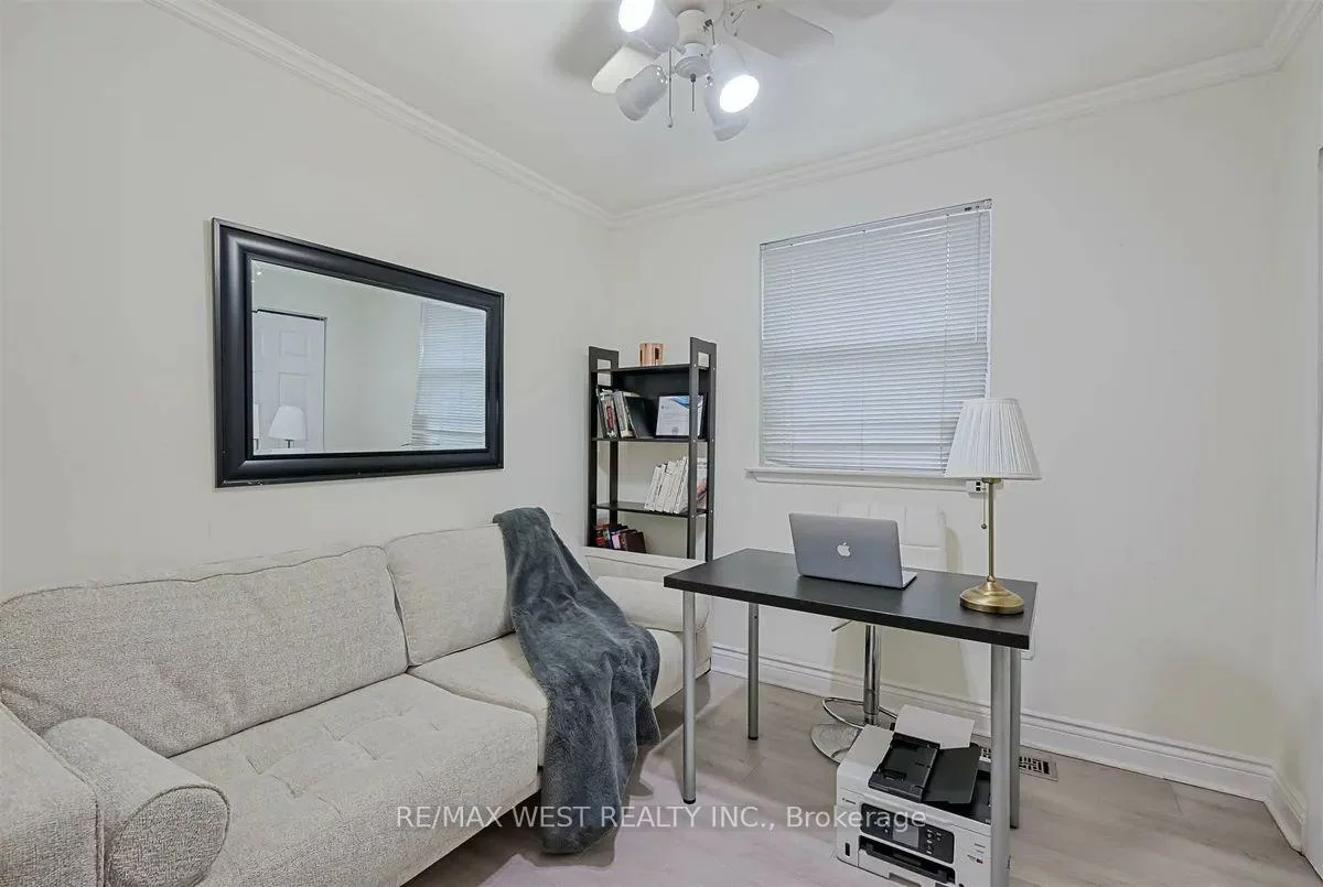 277, Silverbirch, Bristol-London, Newmarket