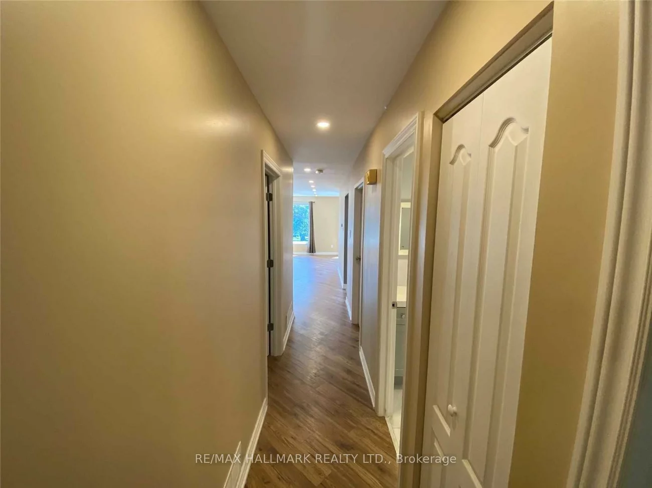 331, Roywood, Central Newmarket, Newmarket