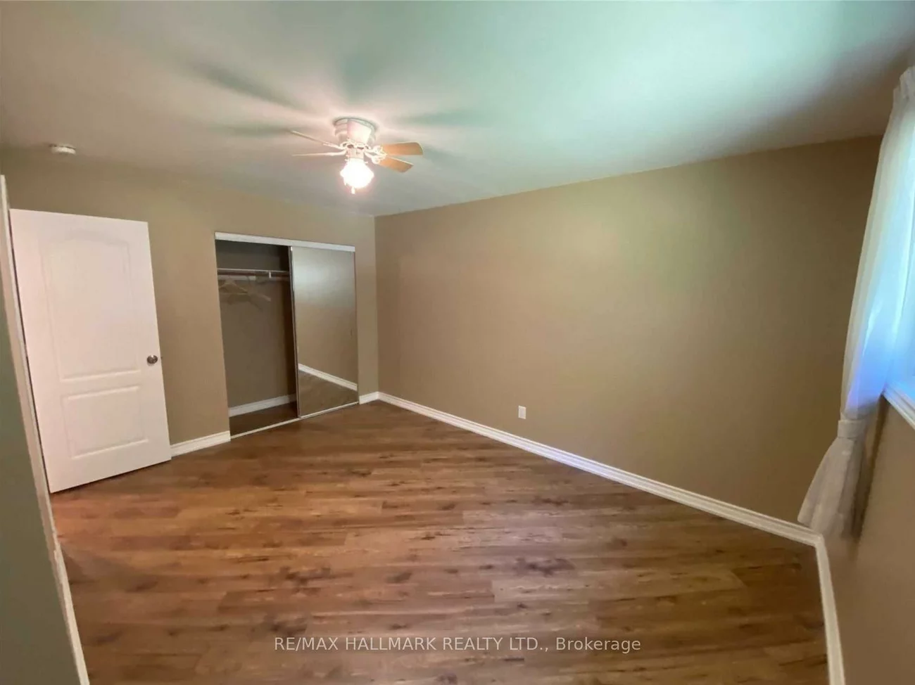 331, Roywood, Central Newmarket, Newmarket