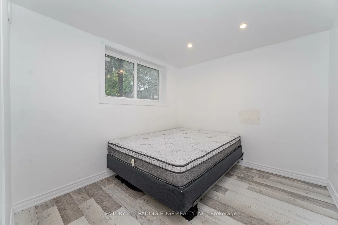 138, Alexander, Gorham-College Manor, Newmarket