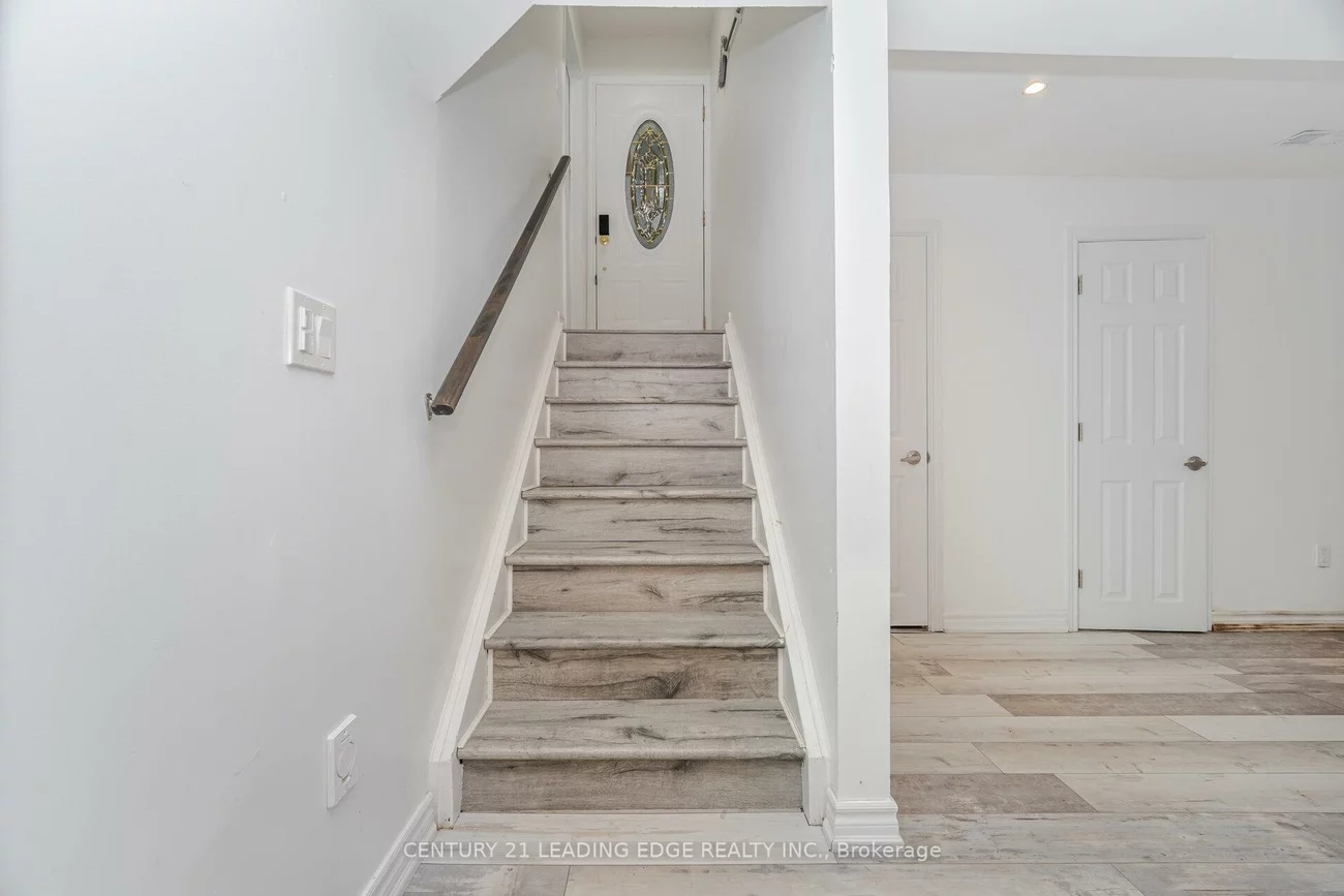 138, Alexander, Gorham-College Manor, Newmarket