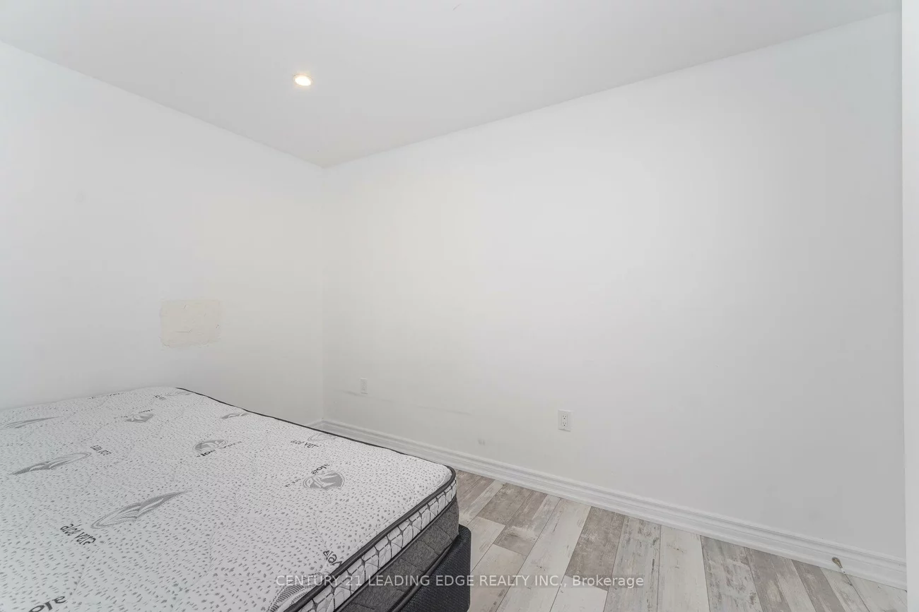 138, Alexander, Gorham-College Manor, Newmarket