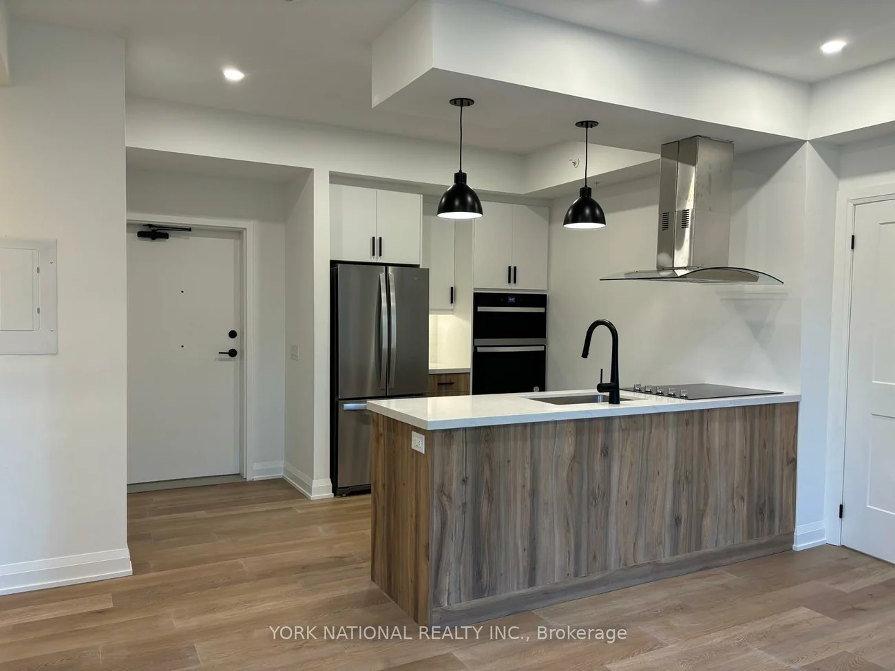 49, Charles, Central Newmarket, Newmarket