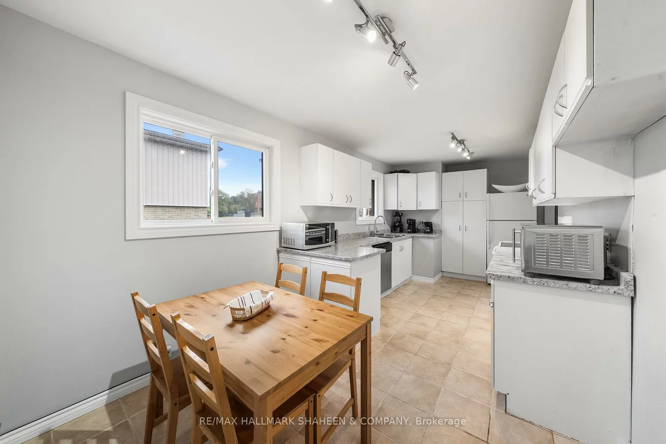 213, Patterson, Huron Heights-Leslie Valley, Newmarket