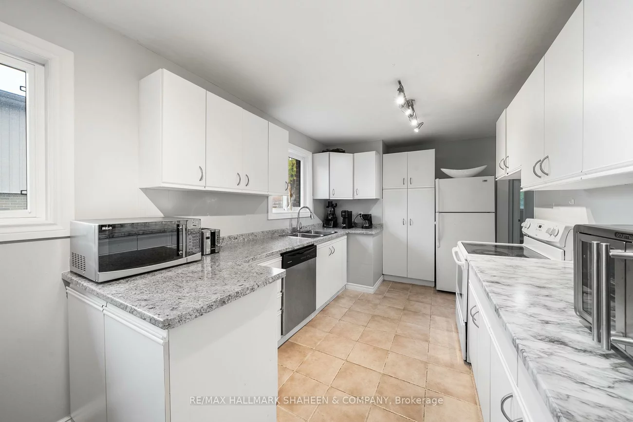 213, Patterson, Huron Heights-Leslie Valley, Newmarket