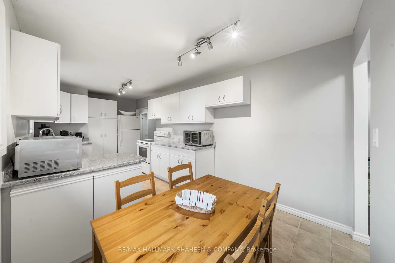213, Patterson, Huron Heights-Leslie Valley, Newmarket