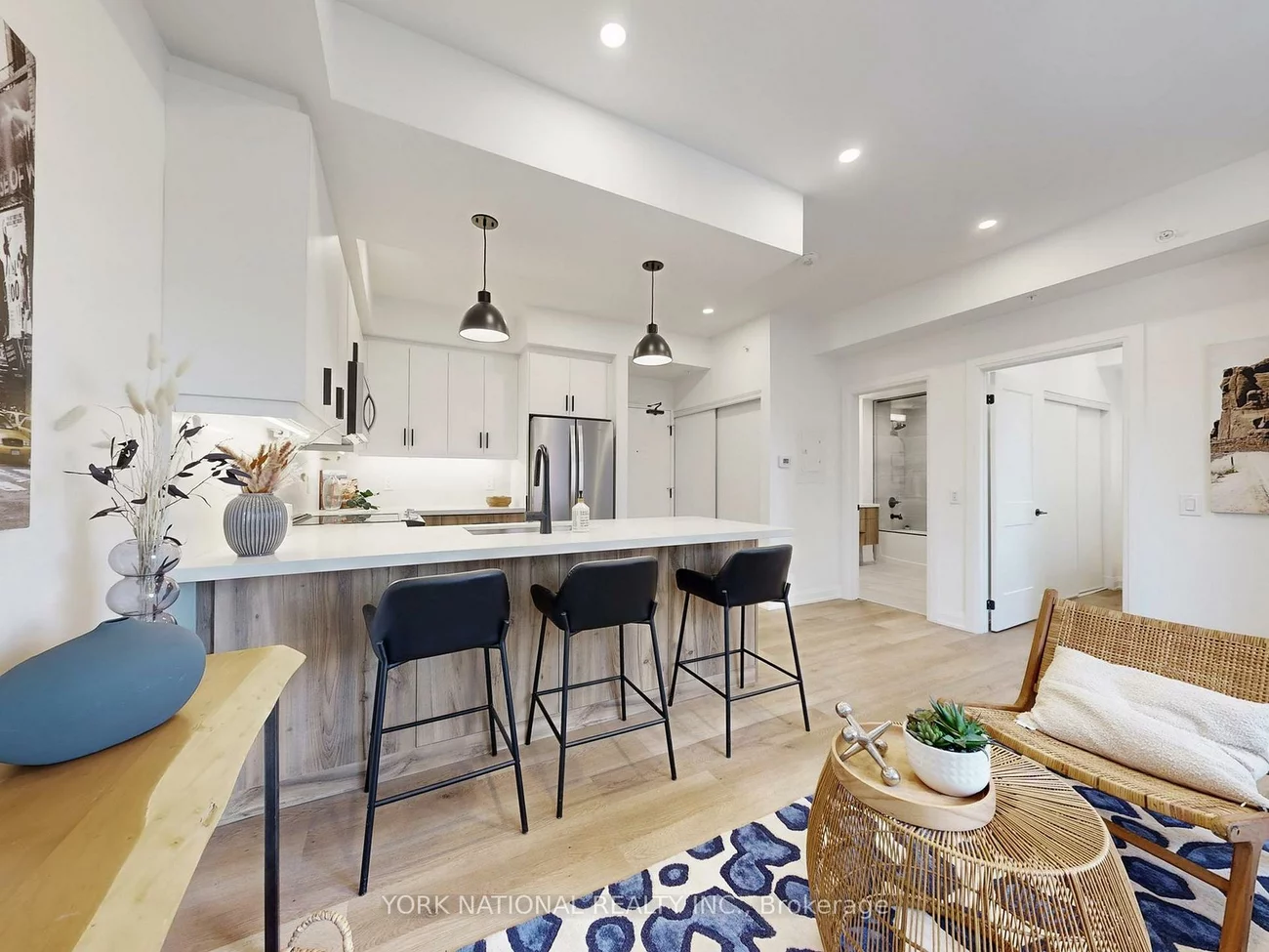 49, Charles, Central Newmarket, Newmarket