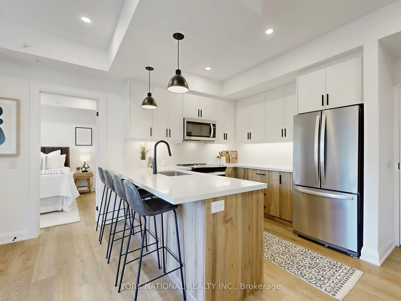 49, Charles, Central Newmarket, Newmarket