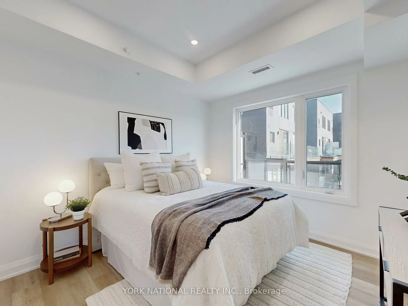 49, Charles, Central Newmarket, Newmarket
