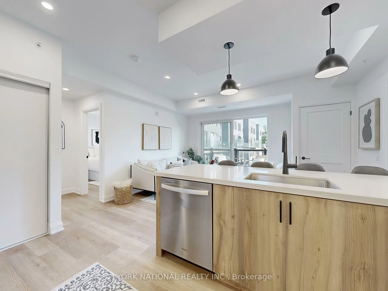 49, Charles, Central Newmarket, Newmarket