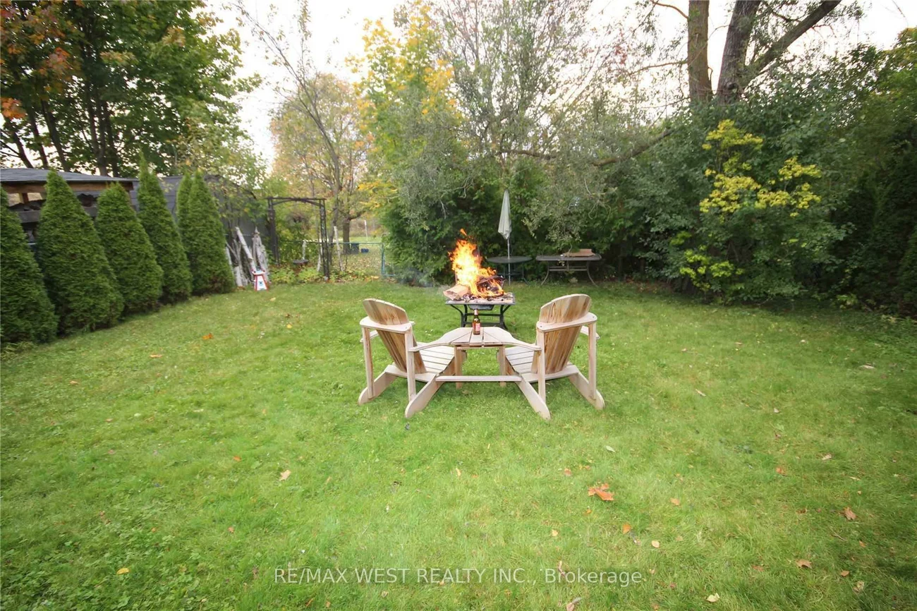 249, Hodgson, Central Newmarket, Newmarket