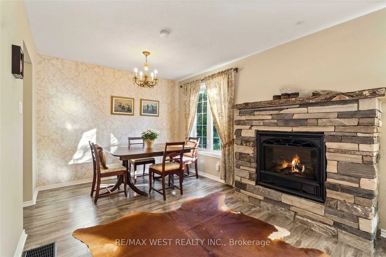 249, Hodgson, Central Newmarket, Newmarket